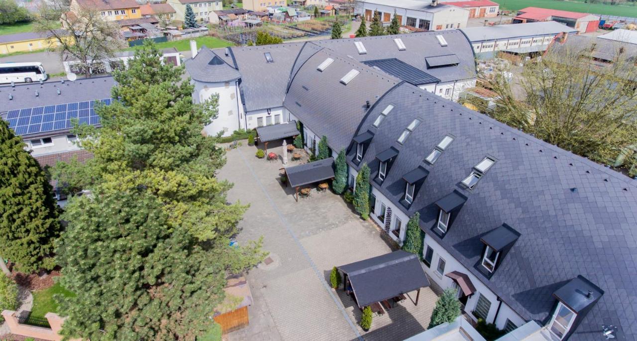 Hotel Koliba Litomerice Exterior photo