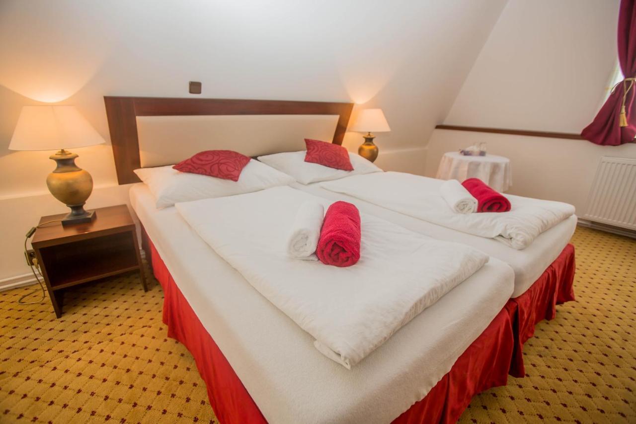 Hotel Koliba Litomerice Exterior photo